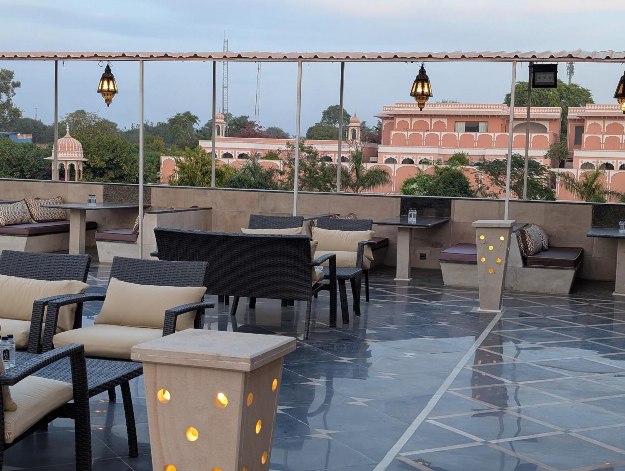 Buena Vista Luxury Garden Spa Resort Jaipur Exterior foto